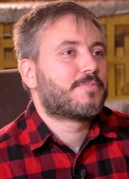 Александр Вялых