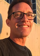 Майк Баркер (Mike Barker)