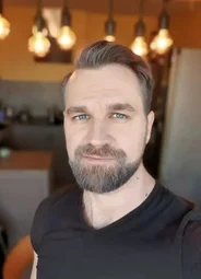 Артемий Егоров