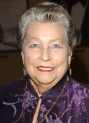 Энн В. Коутс (Anne V. Coates)