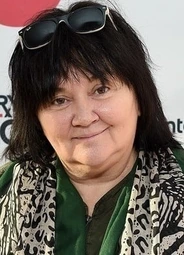 Холли Дэйл