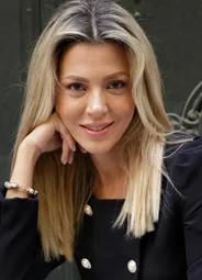 Симге Сельчук