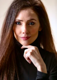 Эдриэнн Уилкинсон