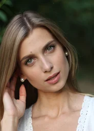Полина Фролова