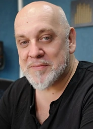 Велизар Бинев