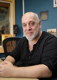 Велизар Бинев