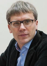 Олег Богатов