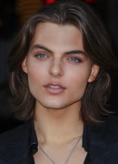 Дэмиан Хёрли