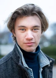 Алессандро Шустер