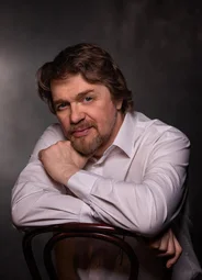 Николай Сахаров