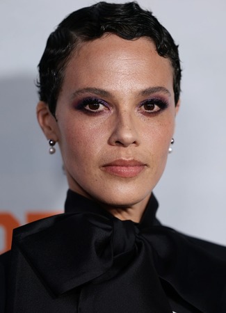 Актёр Таттиона Джонс 01.08.25