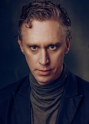 Сергей Медведев