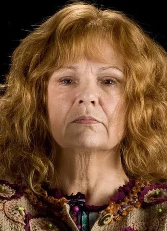 Роль Молли Уизли 30.10.25