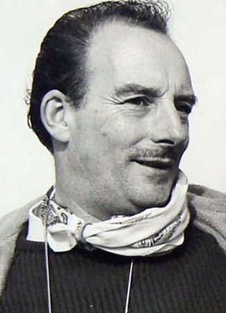 Режиссёр Вэл Гест 03.12.25