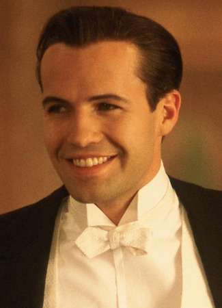 Роль Каледон Хокли 01.01.26