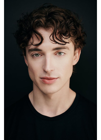 Актёр Олли Аткинс 08.01.26