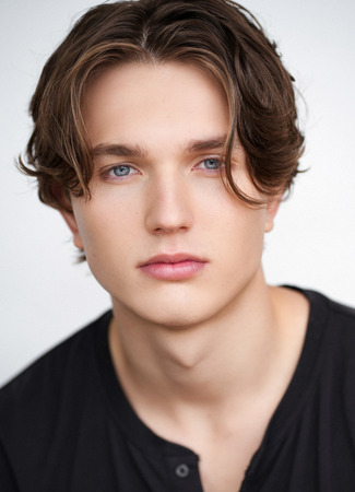 Актёр Кайл Амброзик 08.01.26