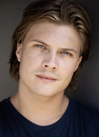 Актёр Сэм Рекнер 15.01.26