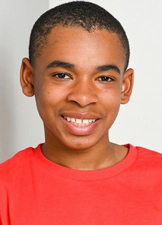 Актёр Ксавье Эдмид 28.01.26