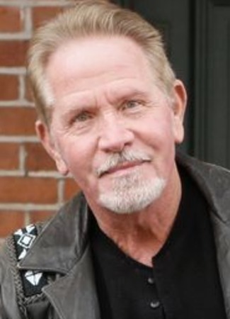 Продюсер Дуглас Фалконер 30.01.26