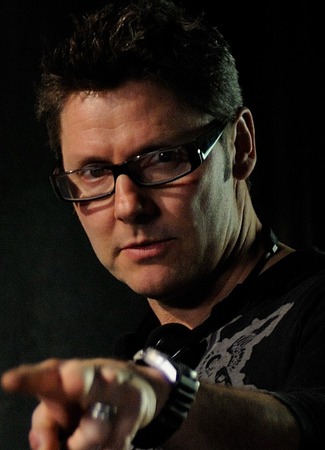 Режиссёр Дэвид Хэкл 07.02.26