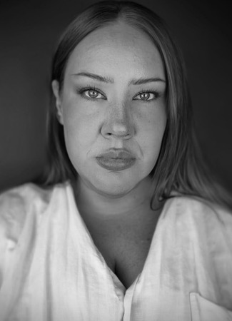 Актёр Бесси Холланд 08.02.26