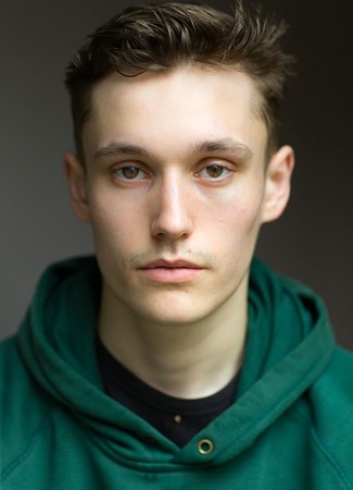 Актёр Гектор Хьюер 14.02.26