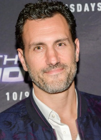 Сценарист Джеймс ЛаРоса 23.02.26