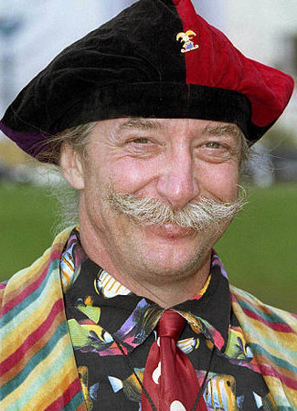 Сценарист Патч Адамс 25.02.26