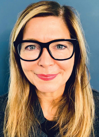 Режиссёр Клер Килнер 27.02.26