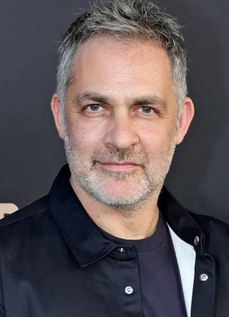 Режиссёр Мигель Сапочник 27.02.26