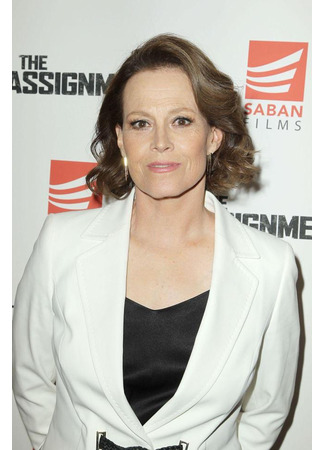 Актёр Сигурни Уивер 04.03.26