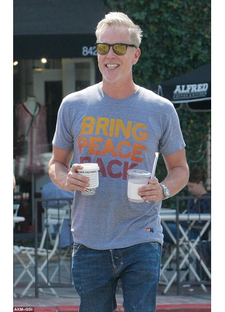 Режиссёр Рон Карлсон 06.03.26