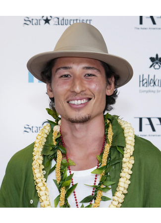 Актёр Лахлан Таймуа Ханнеманн 09.03.26