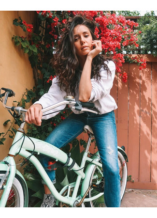 Актёр Нина Добрев 10.03.26