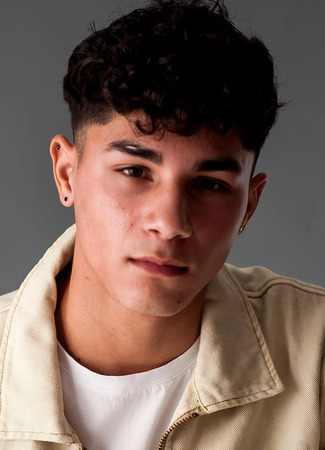 Актёр Нахум Хьюс 15.03.26