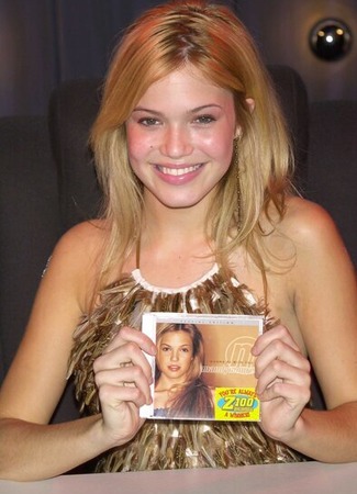 Актёр Мэнди Мур 21.03.26