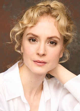 Актёр Эмили Госс 01.04.26