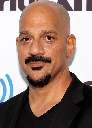 Режиссёр Альберт Хьюз 01.04.26