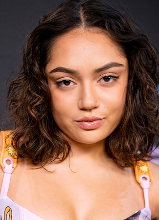 Актёр Авани Грегг 13.04.26