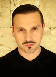 Александр Сано