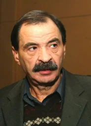 Илья Олейников