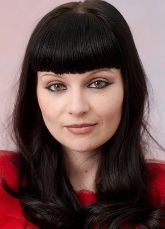 Актёр Лола Петтикрю 02.09.26